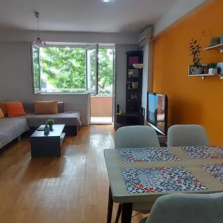 Ira'S Apartment Near Central Area Скопие Екстериор снимка