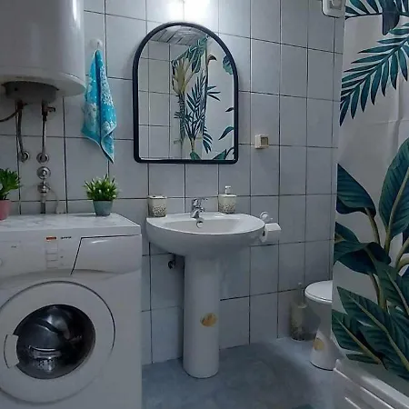 Ira'S Apartment Near Central Area Скопие Екстериор снимка
